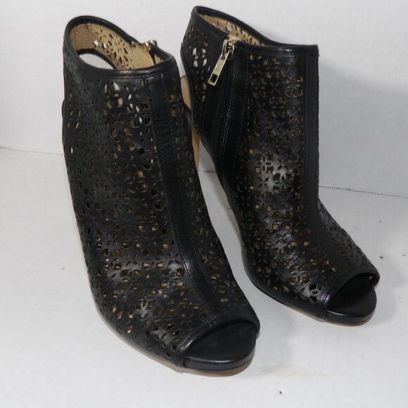 Ann Taylor Black Mesh High Heeled Ankle Booties Size 7/12 - Picture 2 of 9